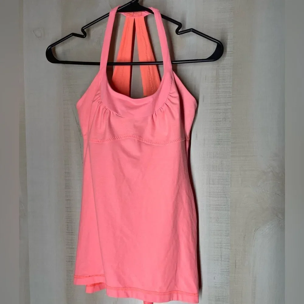 Lululemon sports bra tank top pink melon color size 6‎